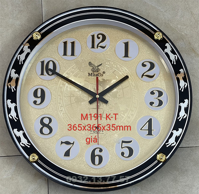 đồng hồ treo tường in hình theo yêu cầu giá sỉ