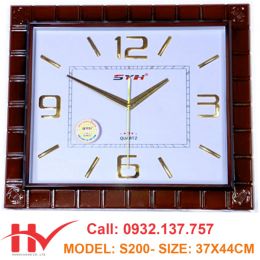 Đồng Hồ Treo Tường Hình Chữ Nhật Màu Nâu