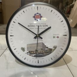 Đồng Hồ Tròn Kính Cong